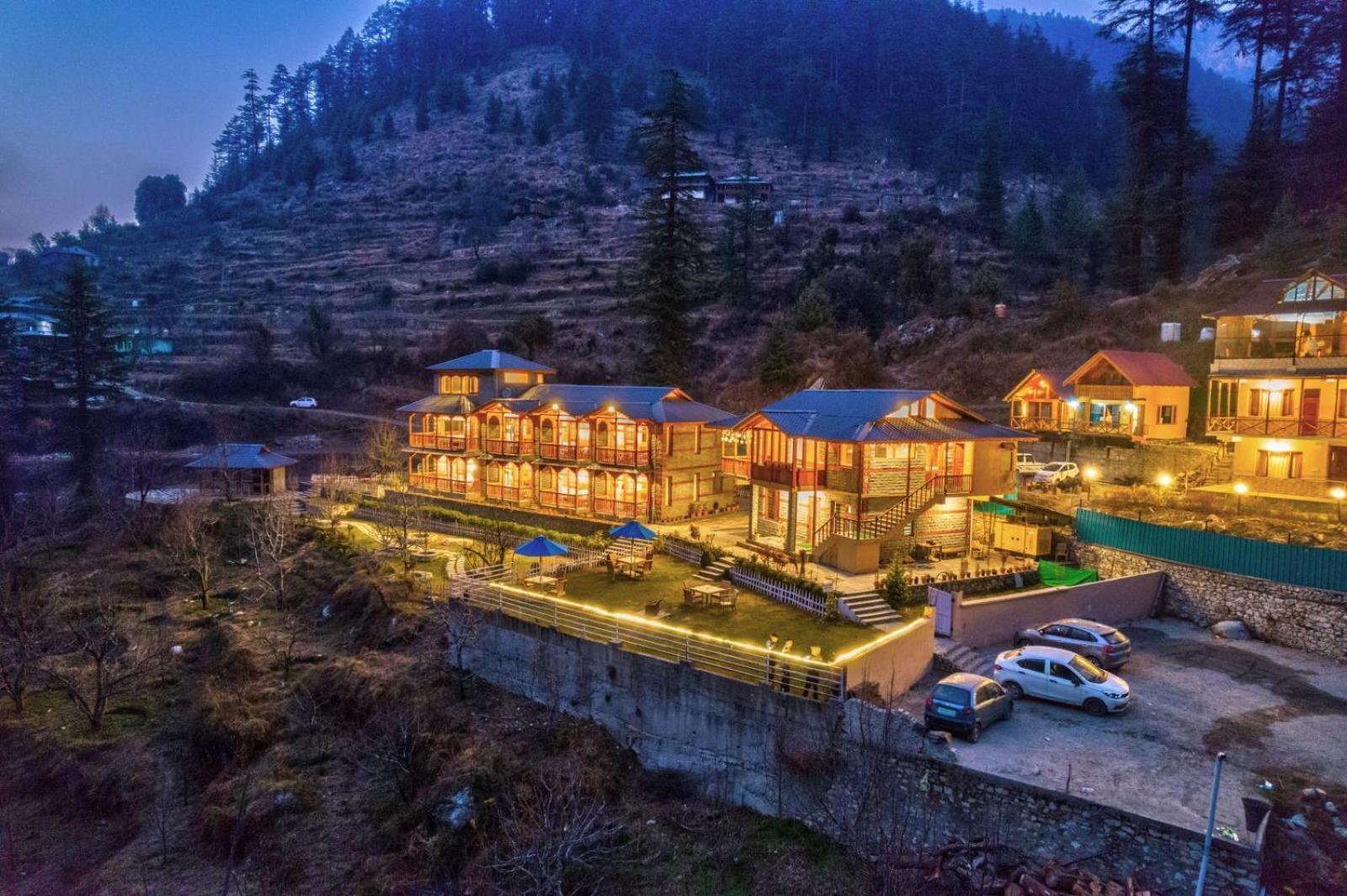 8Fold By Larisa, Jibhi Hotel Exterior foto